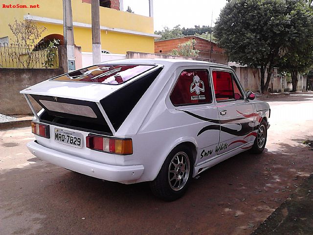 fiat147_apenas_um_pequeno_sonho_realizado....