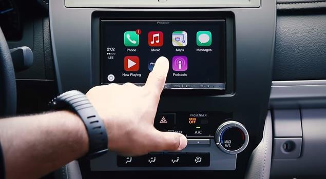 Confira tutorial sobre o Apple CarPlay rodando em um Pioneer