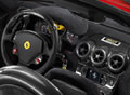 Ferrari lan�a modelo com iPod de s�rie